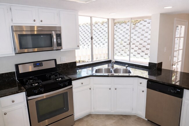 Photo - 2360 Dusk Dr