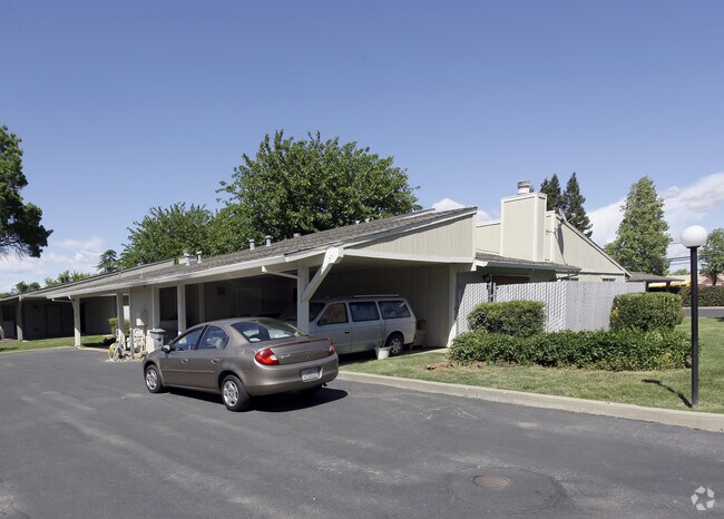 Heather Glen Duplexes - Heather Glen Duplexes Apartments