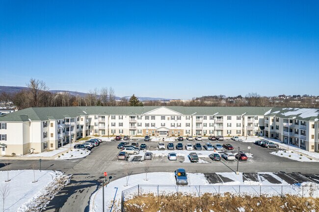 Oak Hill Senior Apartments
