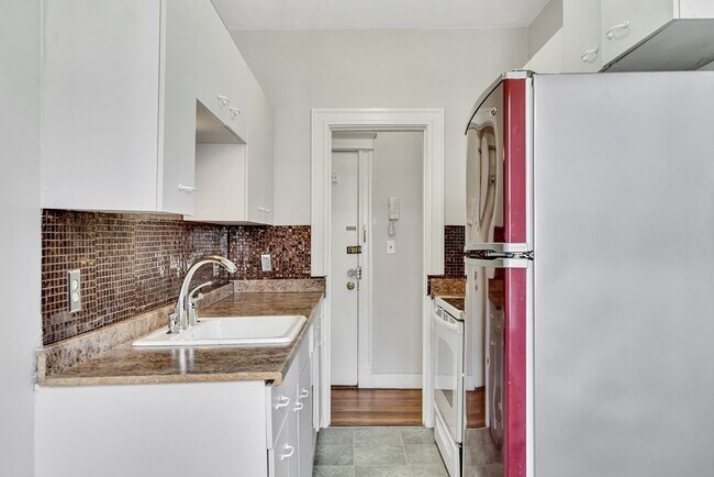 Photo - 1625 Commonwealth Ave Unit 22