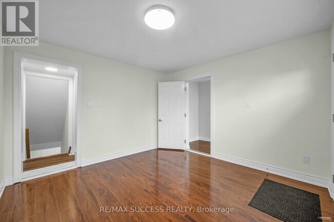 Photo - 15 Killamarsh Dr Unité 03