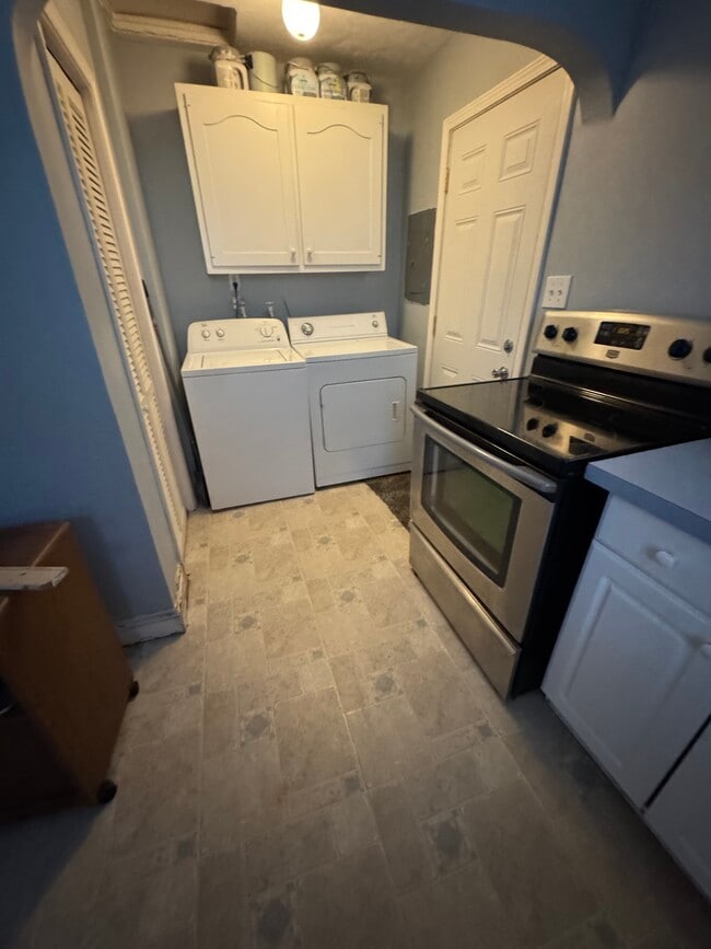 Photo - 2229 Margybeth Ave