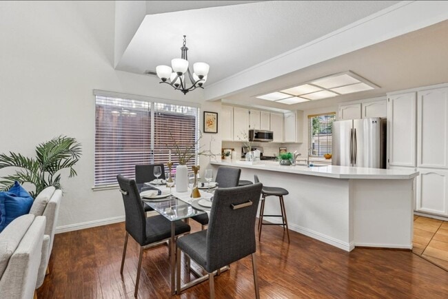 Photo - 1558 Trimingham Dr
