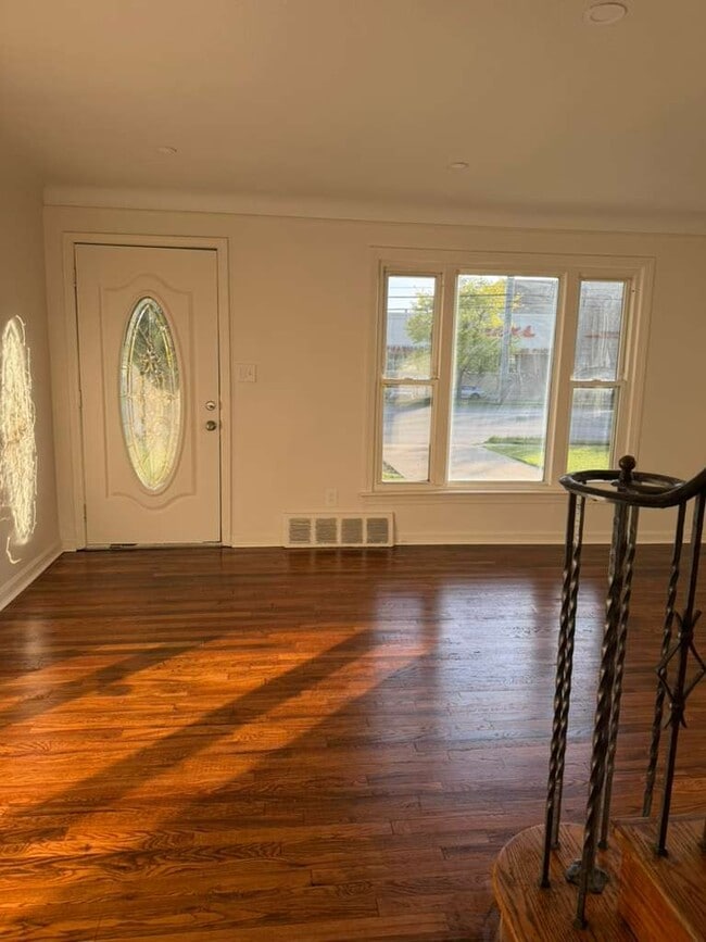 Photo - 5973 Turney Rd