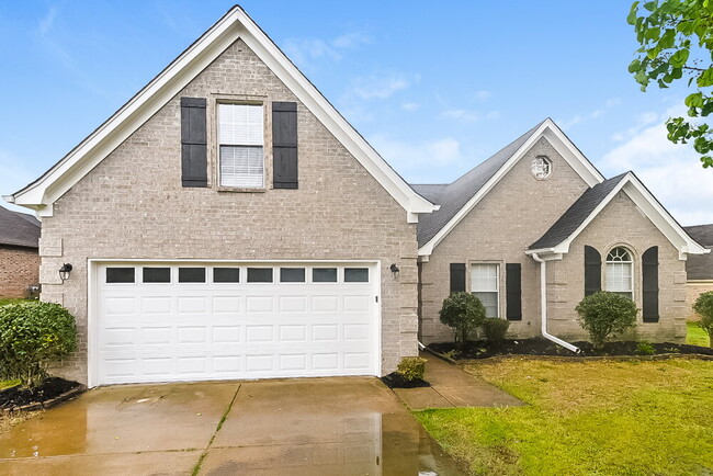 Building Photo - 5940 Keebler Dr W