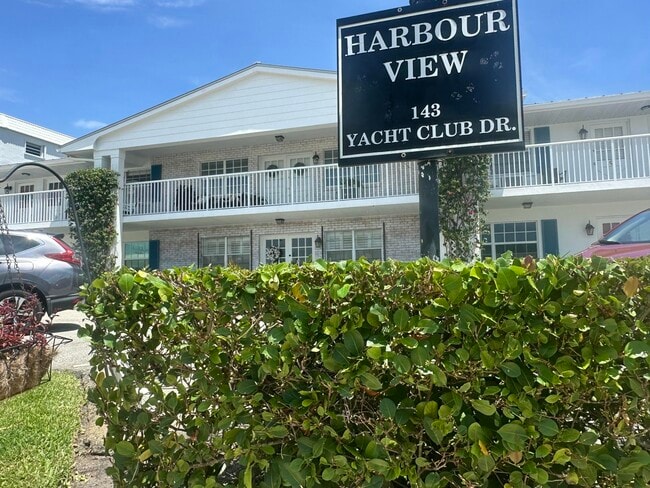 Building Photo - 143 Yacht Club Dr Unit 7 Rental