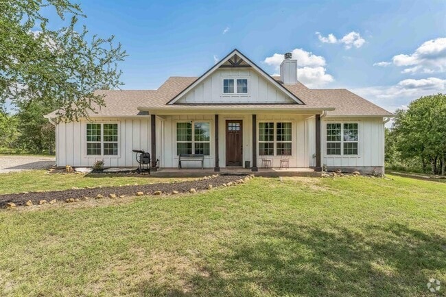 Building Photo - 2720 Co Rd 466 Rental