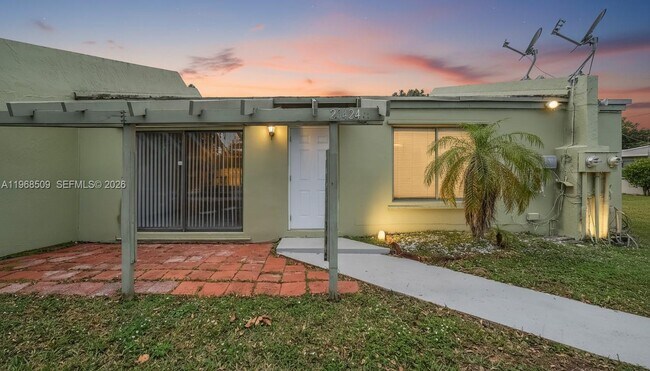 Building Photo - 20424 NW 15th Ave