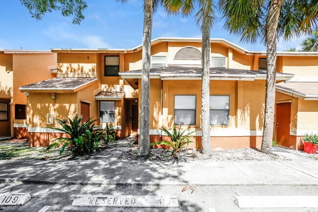 Building Photo - 2531 NW 56th Ave Rental
