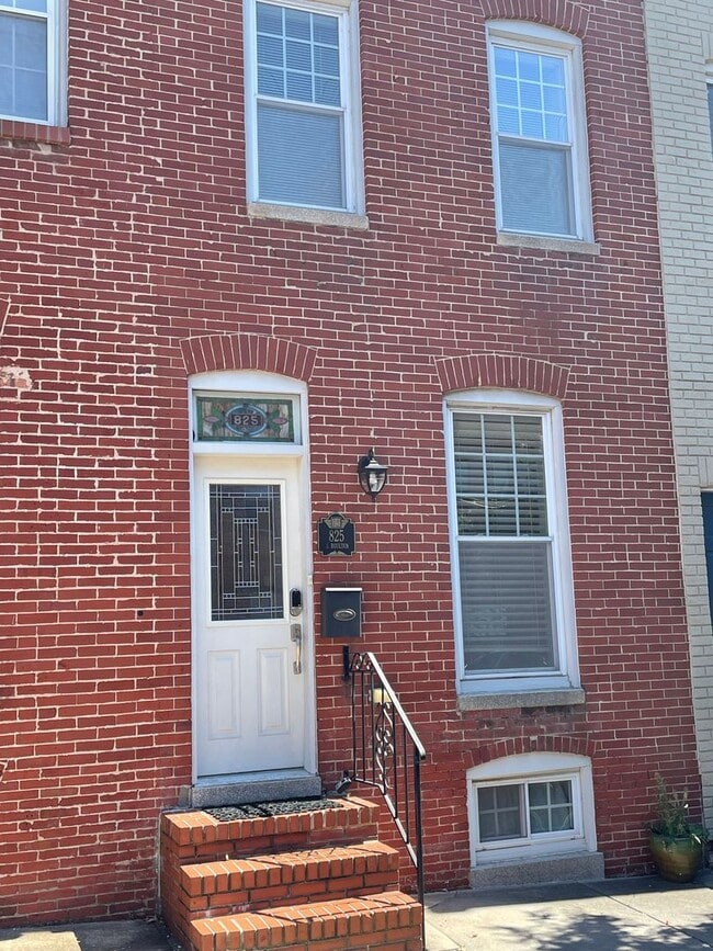 Photo - Charming 2 Bedroom/3.5 Bathroom Townhome i...