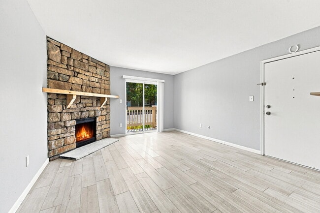 Photo - $1,770.95 - 2 Bed, 2 Bath Updated Condo in Denver with In Unit Laundry and Community Amenities! Unit W103