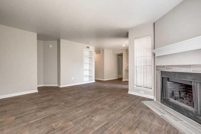 Photo - Infinity on the Mark