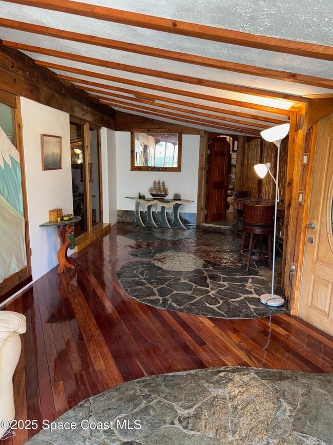 Photo - 250 Melaleuca Dr