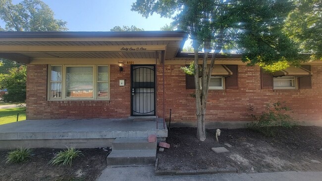 Building Photo - 6101 Shadow Run Rd