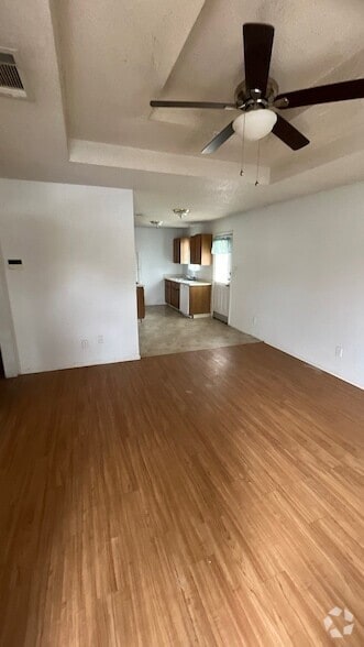 Building Photo - 121 San Saba Ave Unit A Rental