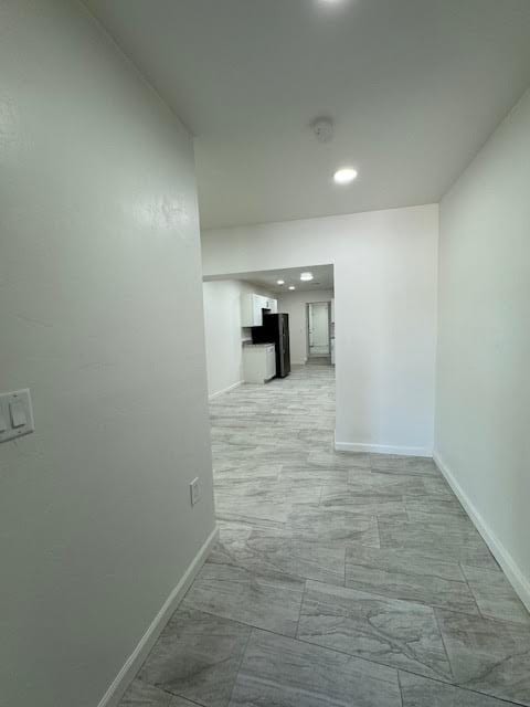 Building Photo - 1017 E West Cir Dr