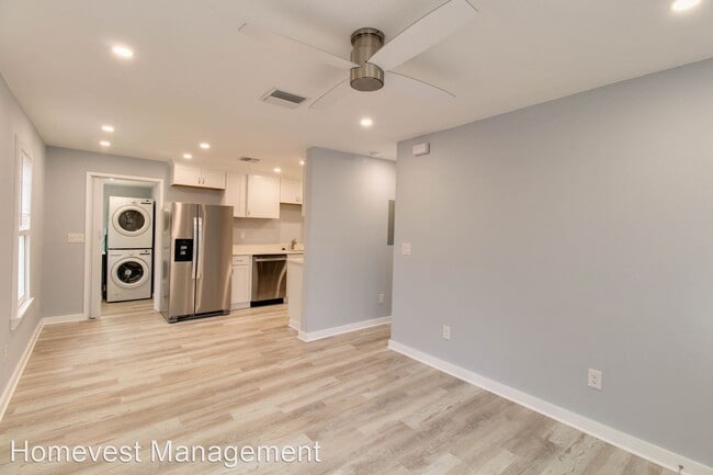 Photo - 2 br, 1 bath House - 1750 Lake Margaret Dr