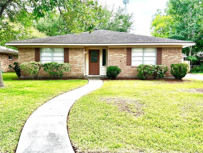 Building Photo - 414 Oak Vista Dr Rental