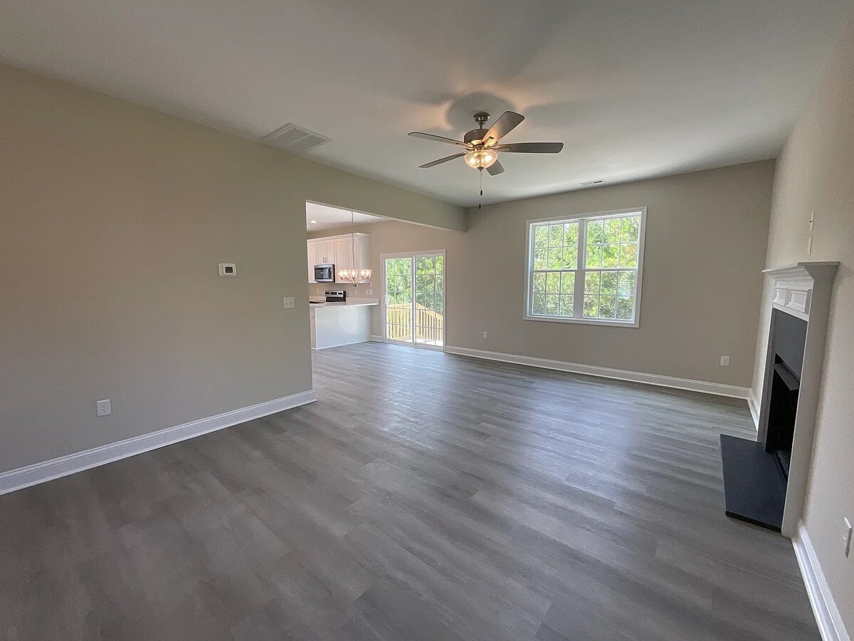 Photo - 106 Grander Ct