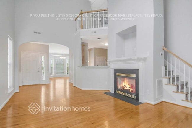 4925 Delta Lake Dr