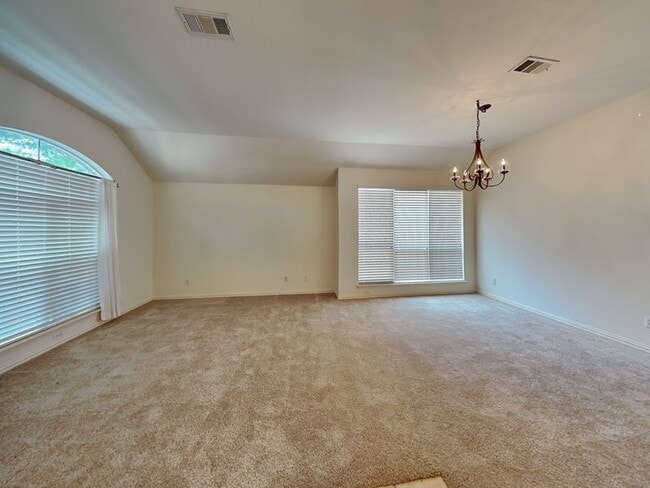 Photo - 1161 Mission Ln