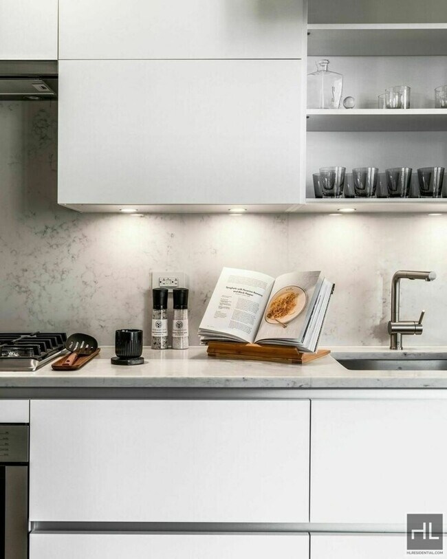 Photo - East 44th Street Unidad 25H