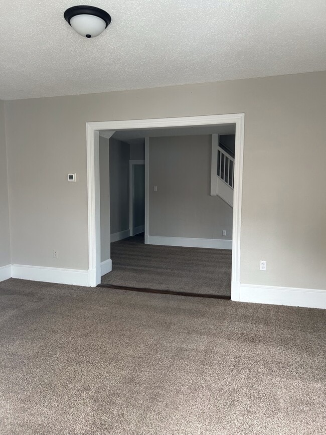 Photo - 211 Sharp St