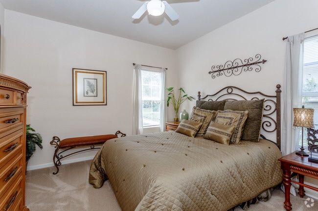 2BR, 2BA - Tiffany