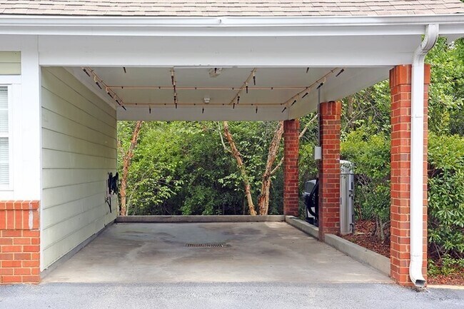 Photo - Governors Gate