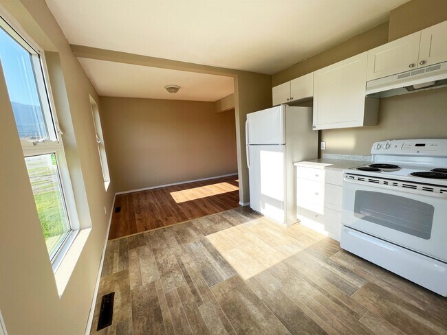 Photo - 80 Wedeene St