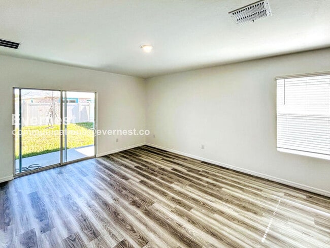 Photo - 10650 Dusty Boot Rd