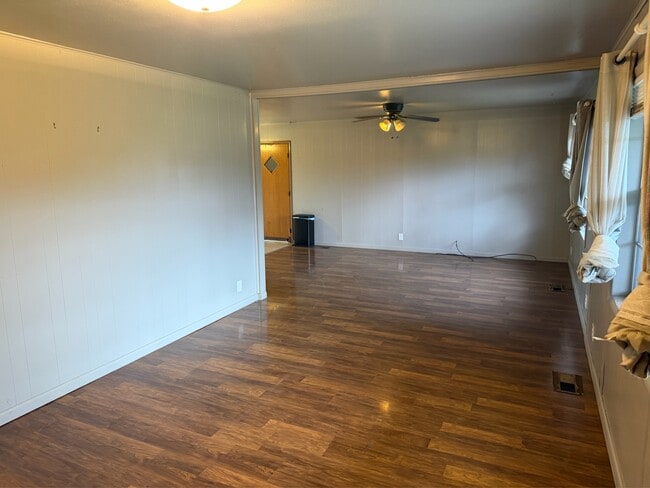 Photo - 904 NW 11th St