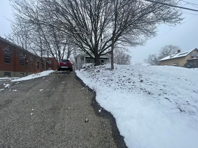 Photo - 8224 W Main St