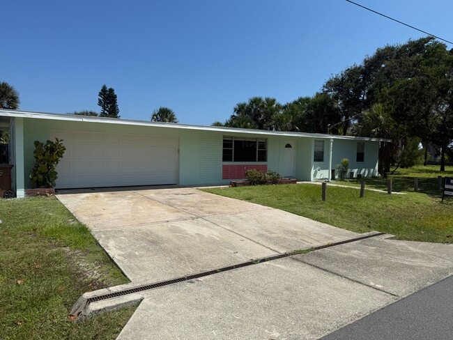 Photo - 108 Lantana Ave