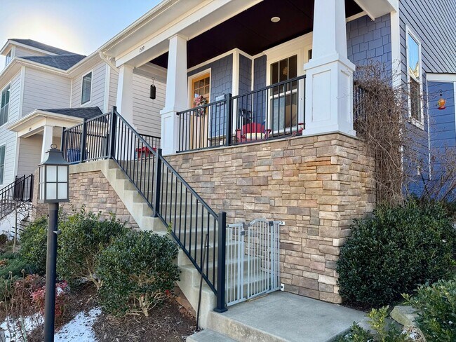 Photo - 1539 Barnett St