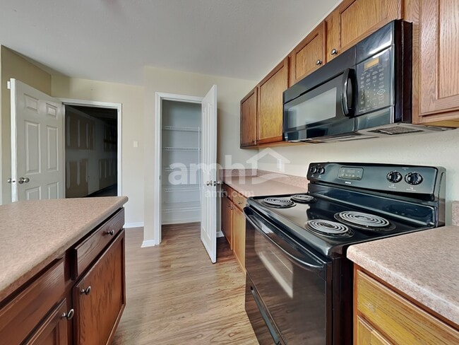 Photo - 1410 River Run Rd