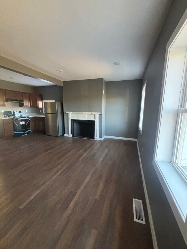 Sala de estar - 641 Broadway Apartamentos Unidad 1B