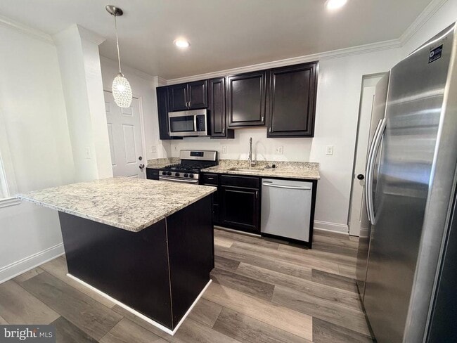 Photo - 7058 Eastbrook Ave