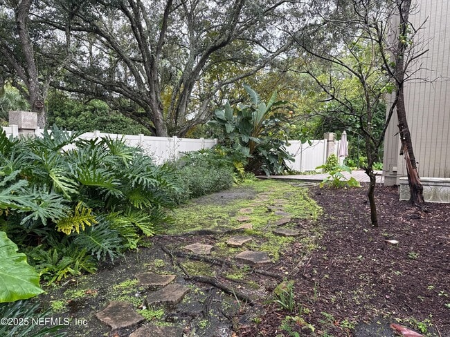 Photo - 1 Turtleback Trail