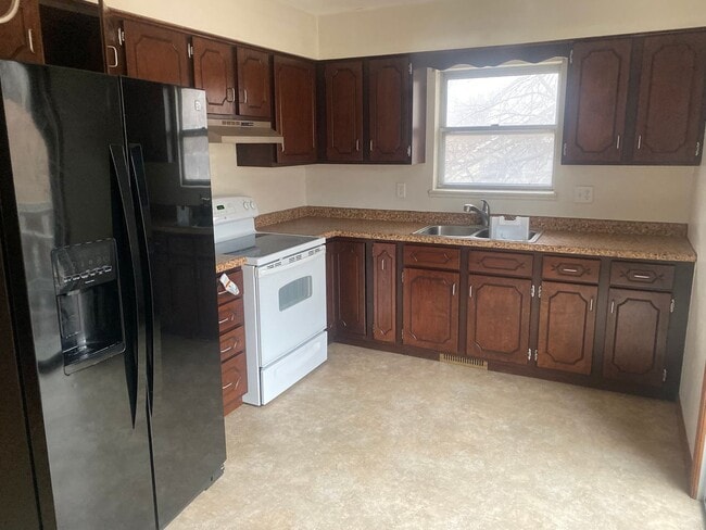 Photo - Italian Estates Property Management