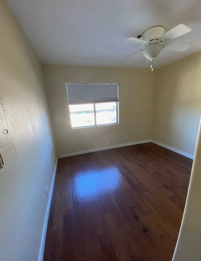 Photo - 5649 Lake Park Way Unit 209