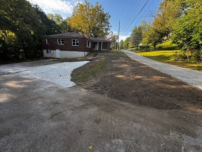 Building Photo - 18150 N Spencer Rd Rental