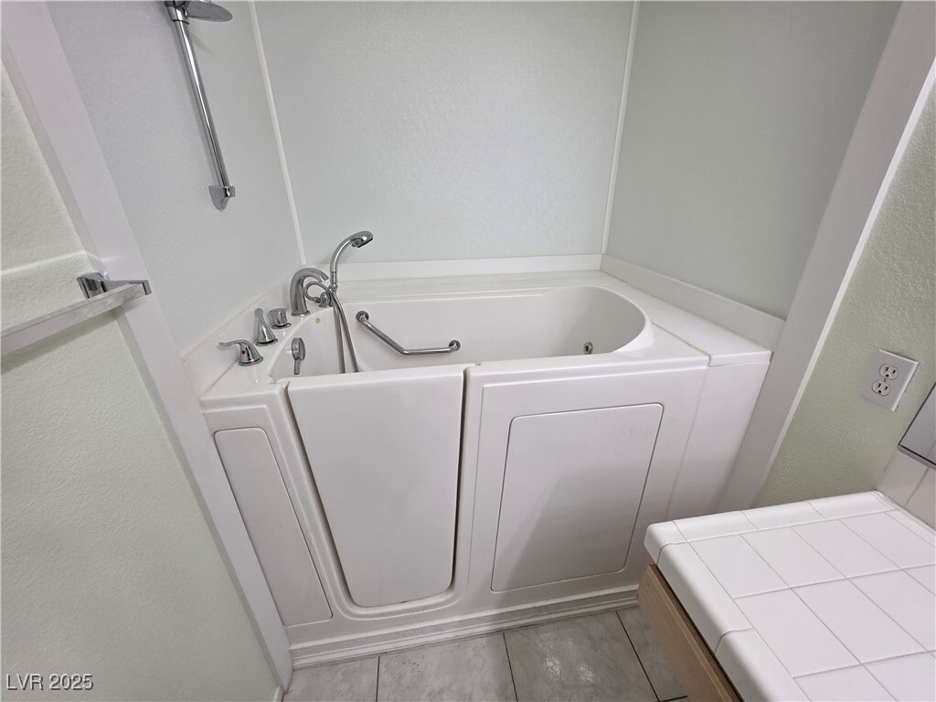 Photo - 2110 Los Feliz St Unidad 1007