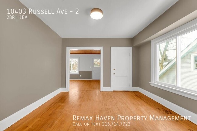 Photo - 10403 Russell Ave Unidad 2