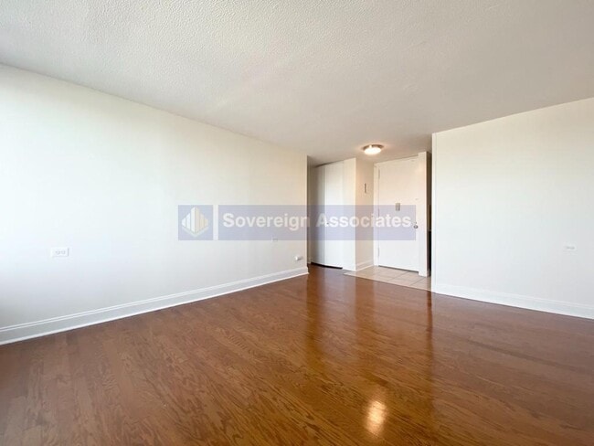 Photo - 3333 Broadway Unit C28D