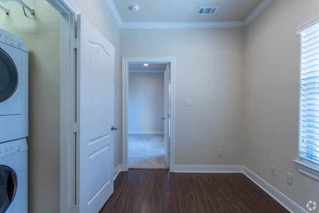 knightsgate-apartments-college-station-tx-1-br-1-ba---800-sf(2).jpg