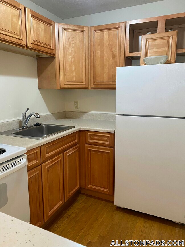 34 Gardner St Unit 3