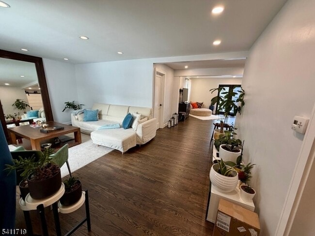 Photo - 321 Minute Arms Rd