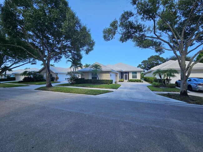 Photo - 1025 Bedford Ave