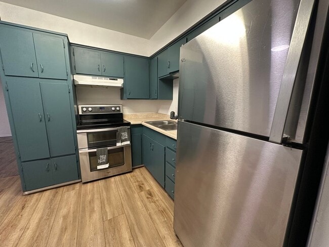 Photo - 3735 Tamarack Ave Apartamento Unidad 3735 Tamarack Avenue #A